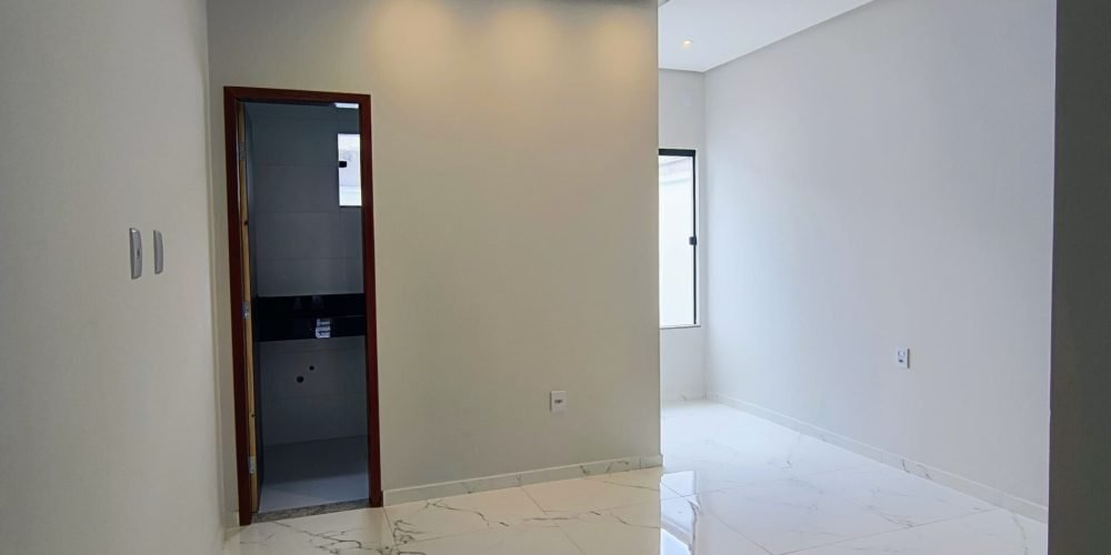 WhatsApp Image 2025-10-23 at 17.04.31